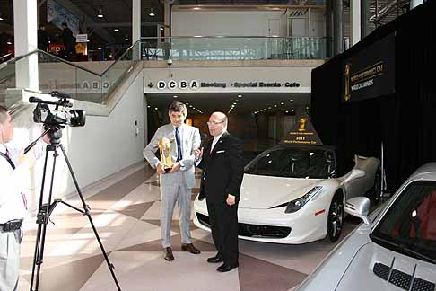 Ferrari - «World Performance Car 2011» è stato aggiudicato alla Ferrari 458 Italia width=